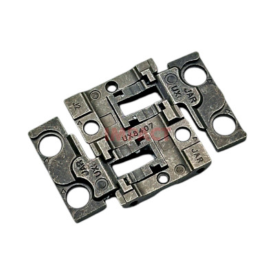 13NB16V0M02011 - Hinge Middle (UX8407AA)